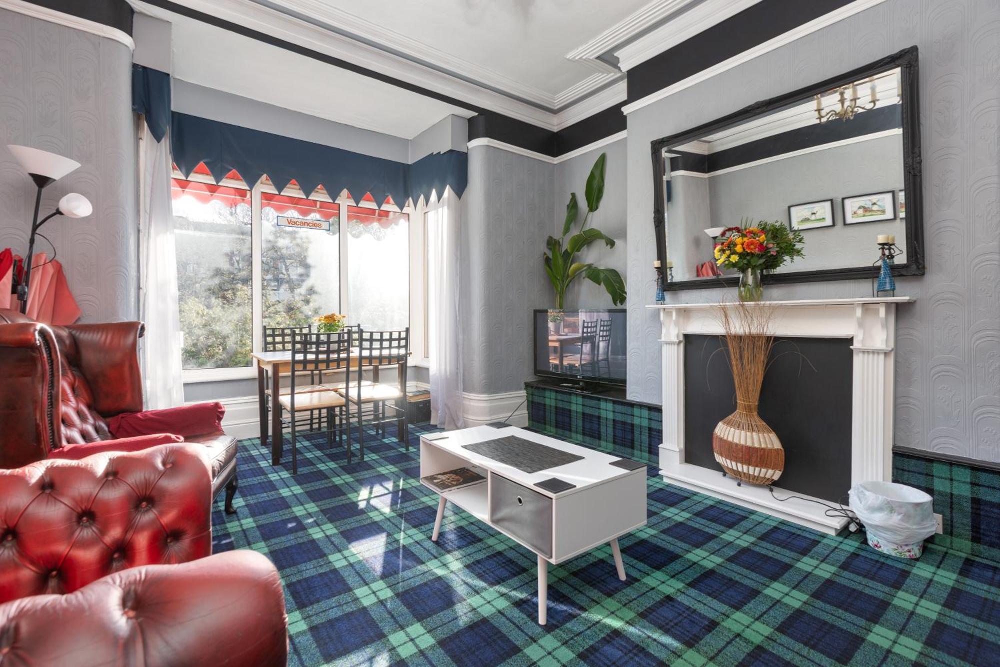 Bed and Breakfast The Fairmile à Lytham St Annes Extérieur photo