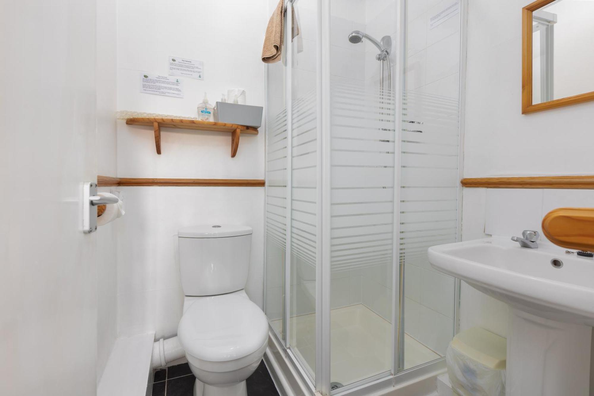 Bed and Breakfast The Fairmile à Lytham St Annes Extérieur photo