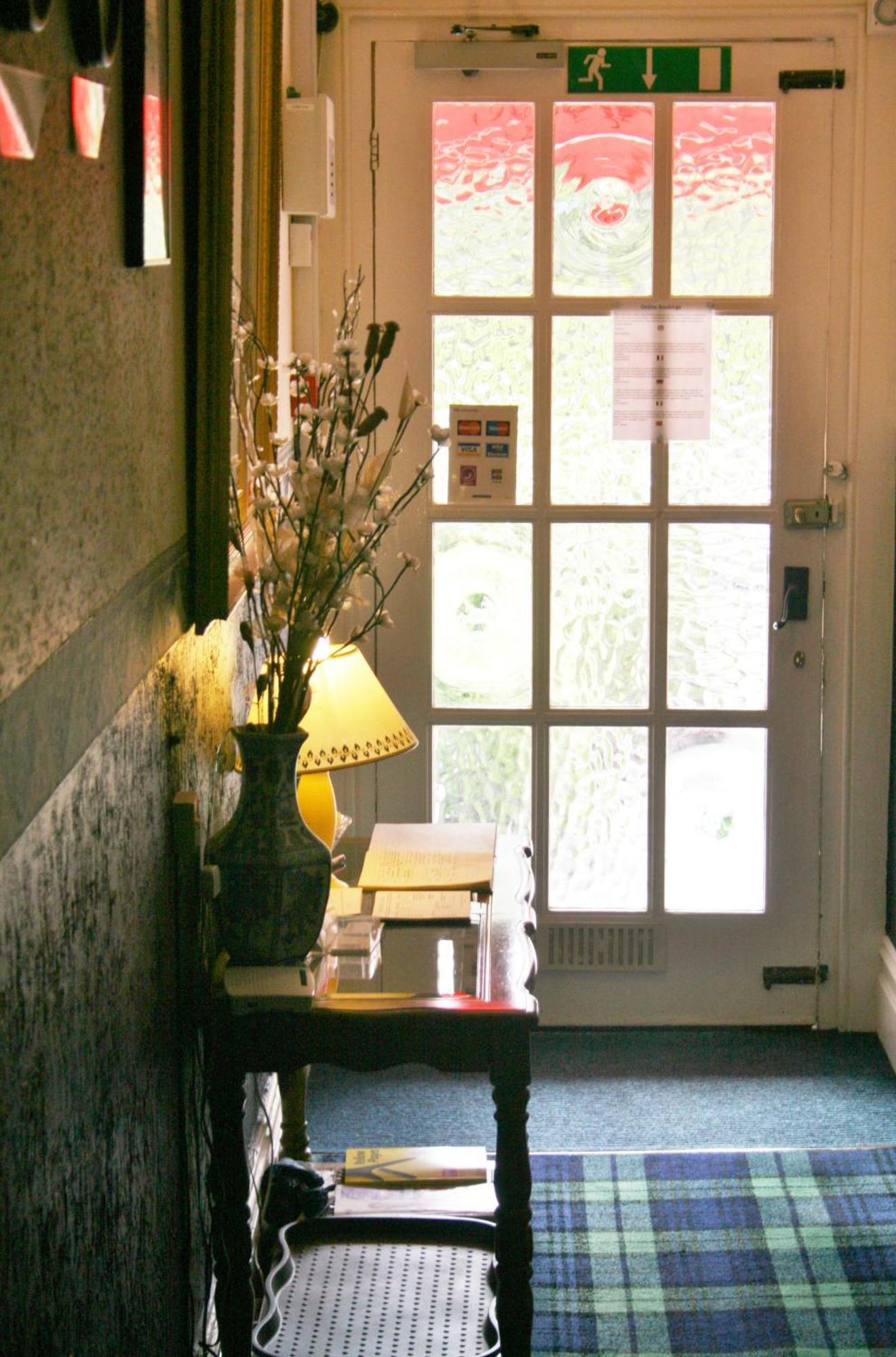 Bed and Breakfast The Fairmile à Lytham St Annes Extérieur photo