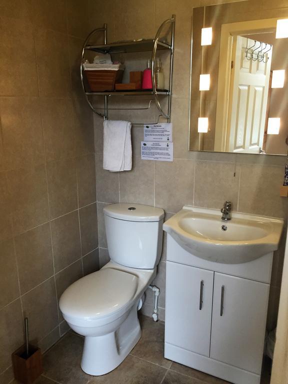 Bed and Breakfast The Fairmile à Lytham St Annes Extérieur photo